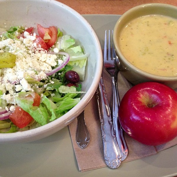 Panera Bread Bakery in West Des Moines