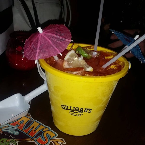 Photo taken at Gilligan&#39;s Island Bar and Grill by Candice Q. on 8/16/2015