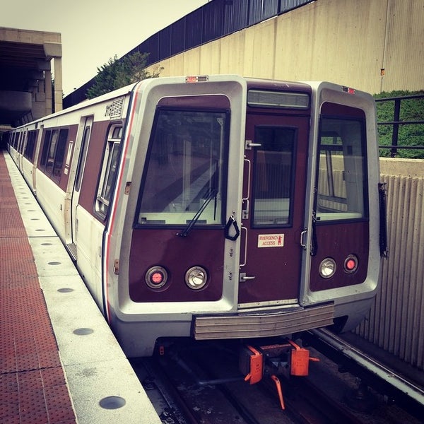 Photos at Branch Avenue Metro Station Metro Station