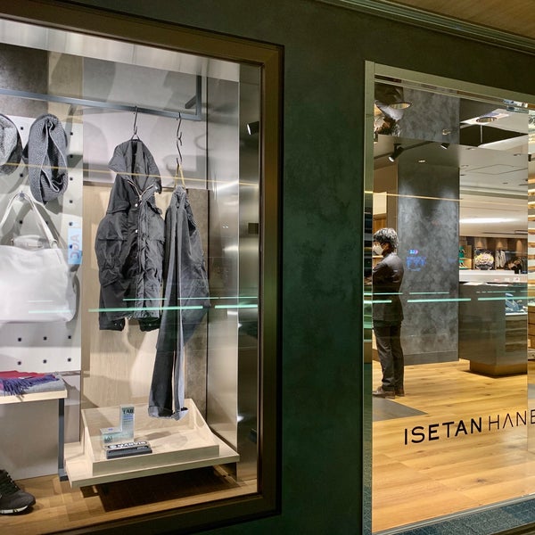 Photos At Isetan Haneda Store Men S Men S Store In 羽田空港