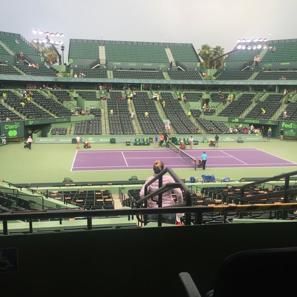 3/25/2017 tarihinde Fabi S.ziyaretçi tarafından Crandon Park Tennis Center'de çekilen fotoğraf