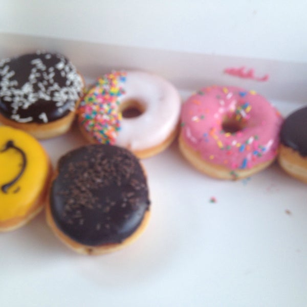 6/21/2015 tarihinde Jaqueline D.ziyaretçi tarafından Dunkin&#39; Donuts'de çekilen fotoğraf