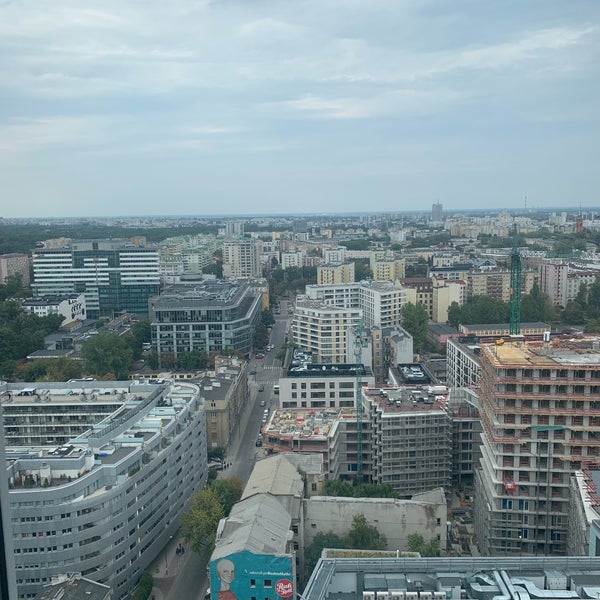 Foto tirada no(a) Hilton Warsaw City por Ami P. em 9/7/2019