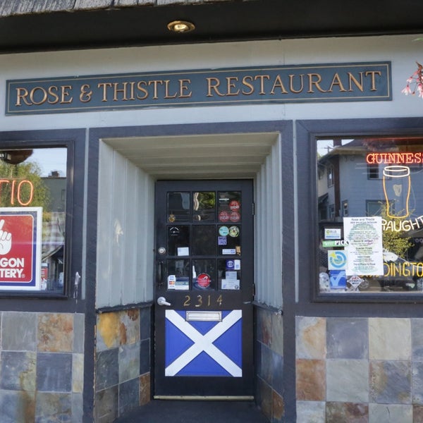 Foto diambil di Rose &amp; Thistle Pub oleh Rose &amp; Thistle Pub pada 7/14/2014