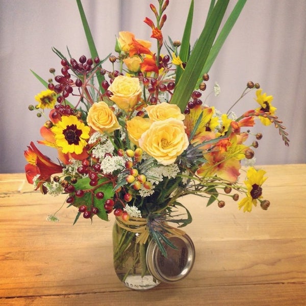 Park Florist 2015 Macdonald Ave