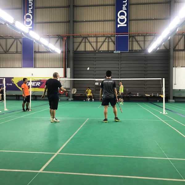 Badminton facility. Badminton center. Спортцентр. Центр бадминтона новая лига. Badminton center.
