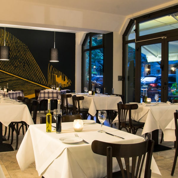 11/11/2015にGios&#39; Fagiano Bar &amp; RestaurantがGios&#39; Fagiano Bar &amp; Restaurantで撮った写真