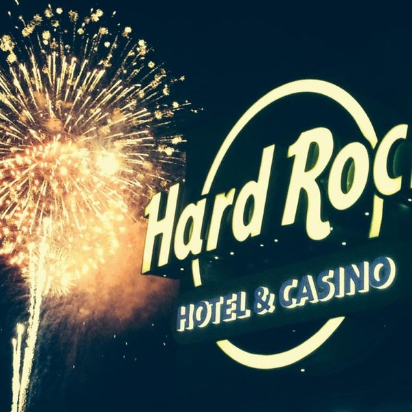 Photo taken at Hard Rock Hotel &amp; Casino Sioux City by Hard Rock Hotel &amp; Casino Sioux City on 8/11/2014