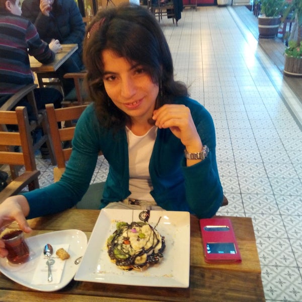 รูปภาพถ่ายที่ Kahve Durağı โดย Kahve Durağı เมื่อ 12/12/2014
