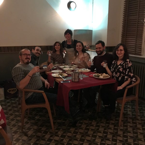 12/17/2017 tarihinde Duygu K.ziyaretçi tarafından Cezayir Restaurant'de çekilen fotoğraf