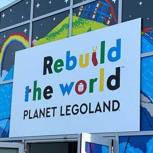 รูปภาพถ่ายที่ Legoland Deutschland โดย Andras K. เมื่อ 4/16/2022