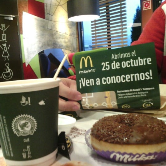 Foto tirada no(a) McDonald&#39;s por Tuitero_David em 10/25/2012