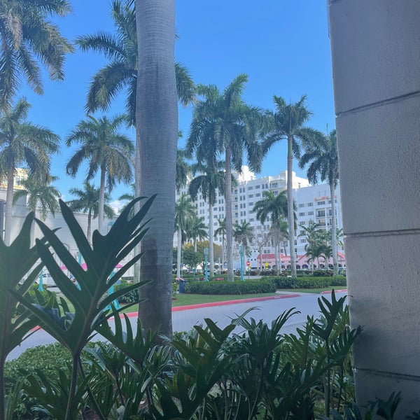 Yard House Mizner Park 201 Plaza Real