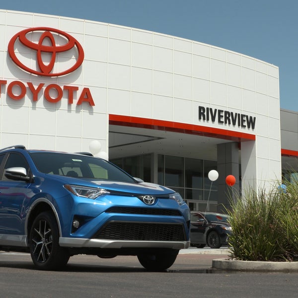 Brent Berge's Riverview Toyota Auto Dealership