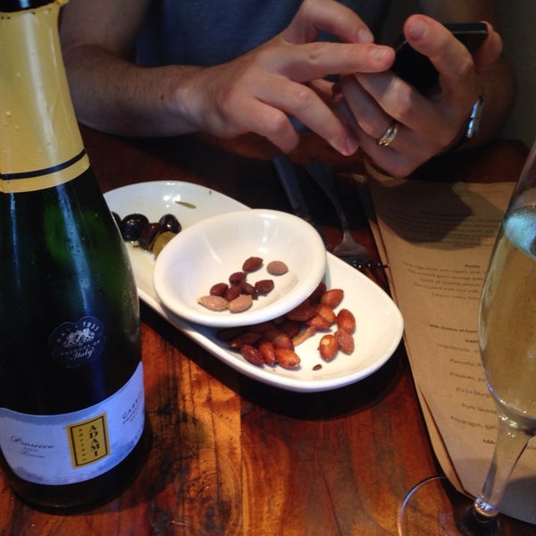 6/27/2014にEdward D.がOliveto Cafe &amp; Restaurantで撮った写真