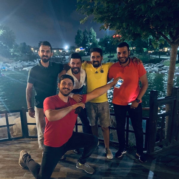 รูปภาพถ่ายที่ Big ON  Lounge โดย Engin Ş. เมื่อ 8/24/2019