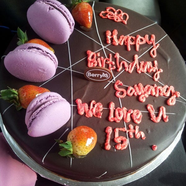 Photos at Berry's Cake House Bakery