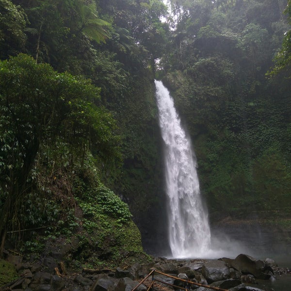 Nungnung Waterfall высота