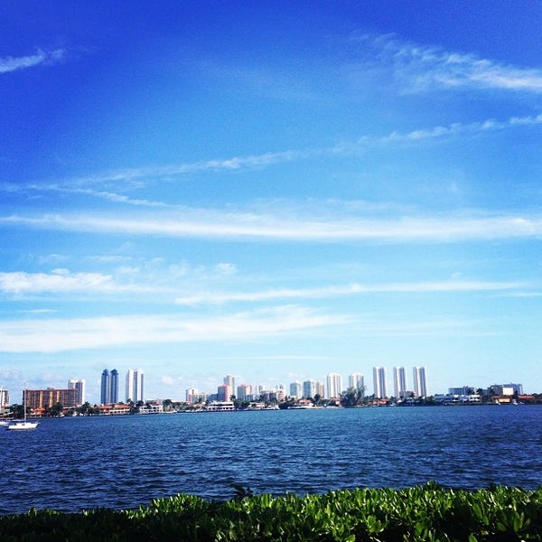 Photos at Houston's 17355 Biscayne Blvd