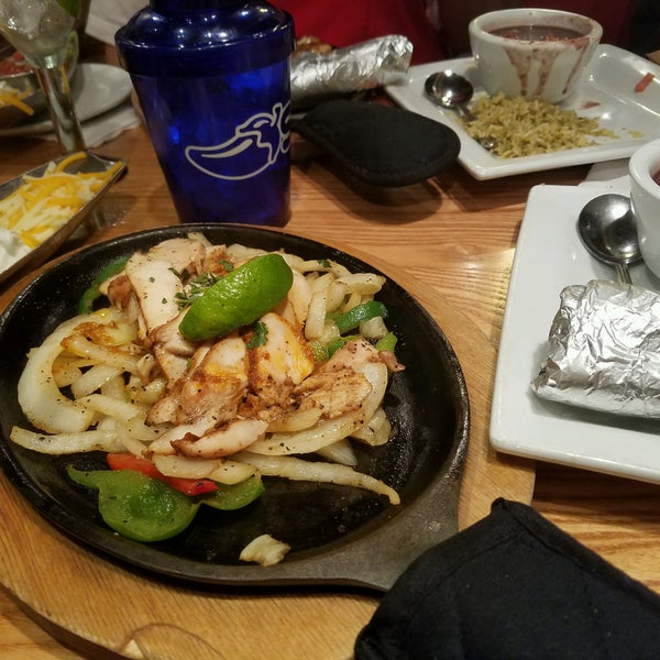 Photo taken at Chili&#39;s Grill &amp; Bar by Donna W. on 2/12/2017