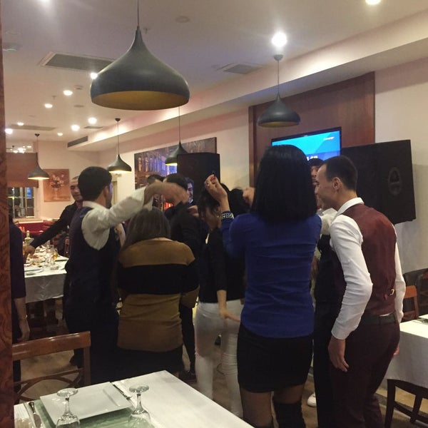 Foto scattata a Byzantion Bistro &amp; Restaurant da Habib A. il 11/2/2016