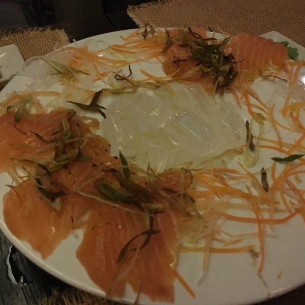 kazuki 1. the best suggestion. salmon and crisp onion. 😜👍🏽⭐️⭐️⭐️⭐️⭐️