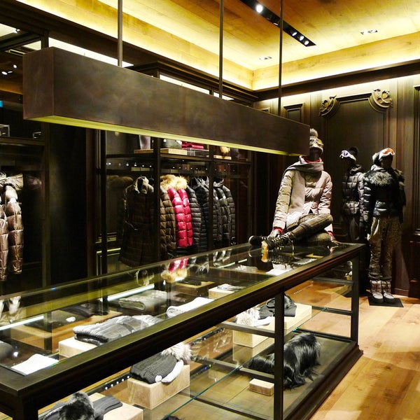 moncler shops