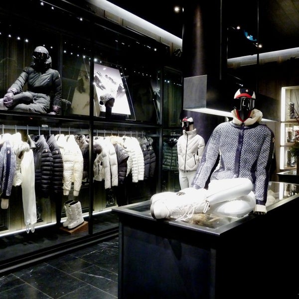 moncler chicago