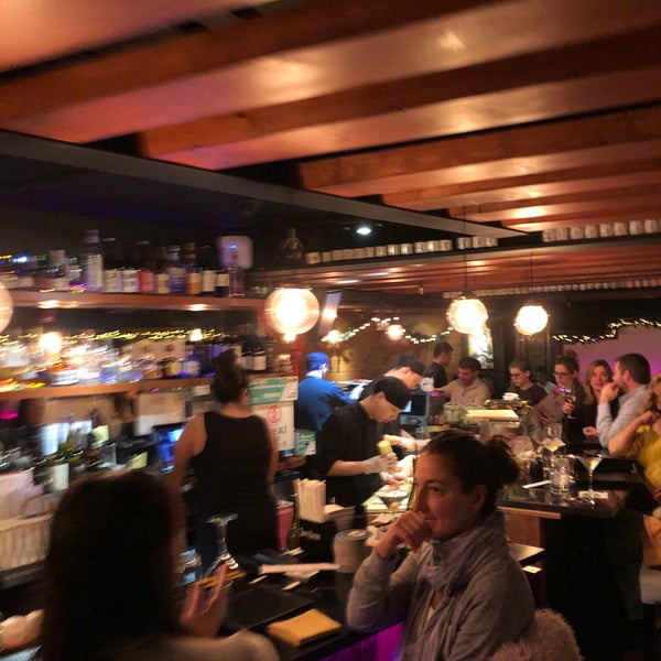 Foto diambil di Pink Sumo Sushi &amp; Sake Café oleh Andrew B. pada 1/25/2020
