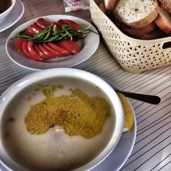 Foto scattata a Oğuz Baran Restaurant da Adil E. il 8/9/2017