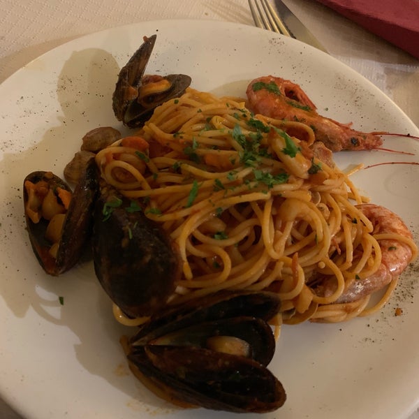 Foto tomada en Restaurante Cinquecento  por Wibert P. el 2/16/2019