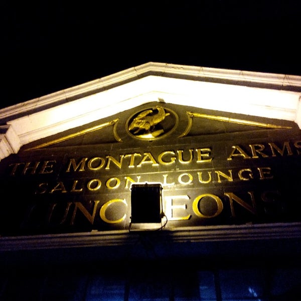 4/11/2015 tarihinde Rômulo M.ziyaretçi tarafından The Montague Arms'de çekilen fotoğraf