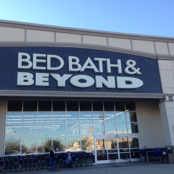 bed bath and beyond hours