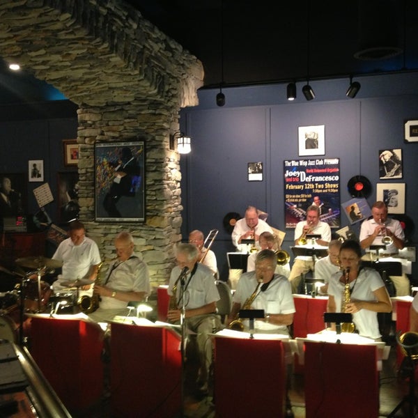 Foto diambil di Blue Wisp Jazz Club oleh Malcolm F. pada 9/10/2013