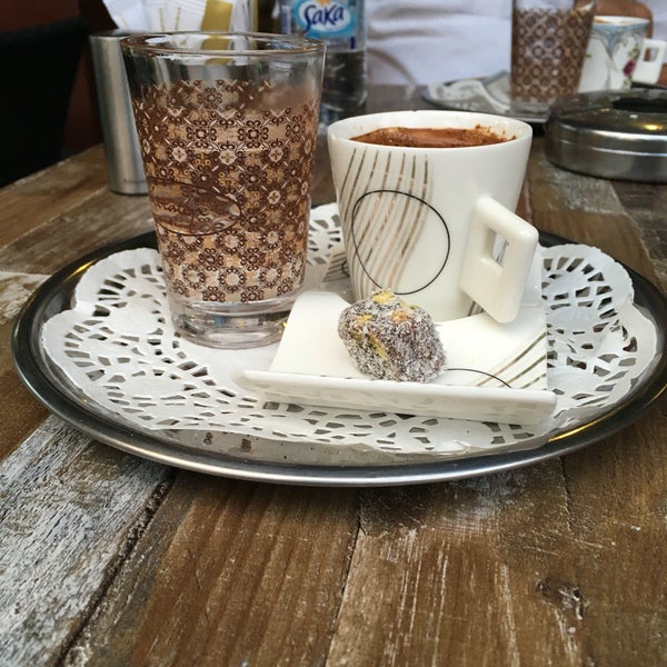 8/6/2016에 Serdar K.님이 Kahve Rengi Bistro Pasta Cafe에서 찍은 사진