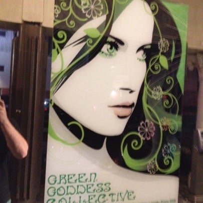 10/7/2012에 Scot님이 Green Goddess Collective에서 찍은 사진