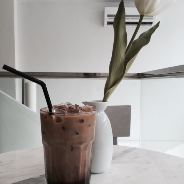 Foto tirada no(a) Kaizen Coffee por Kwanrudee M. em 7/5/2015