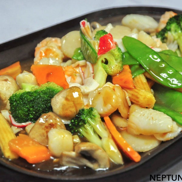 Das Foto wurde bei Hao Hao Vietnamese &amp; Chinese Cuisine von Hao Hao Vietnamese &amp; Chinese Cuisine am 7/18/2014 aufgenommen