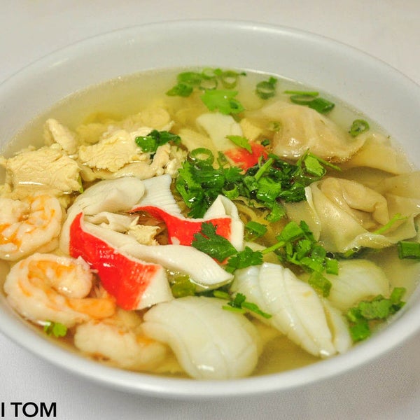 Photo taken at Hao Hao Vietnamese &amp; Chinese Cuisine by Hao Hao Vietnamese &amp; Chinese Cuisine on 7/18/2014