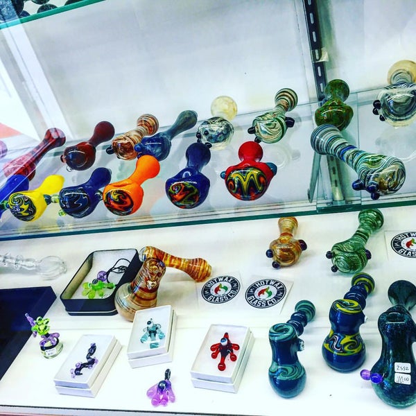 Hot Wax Glass Historic Ybor 11 tips