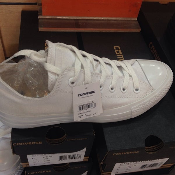 converse fashion island