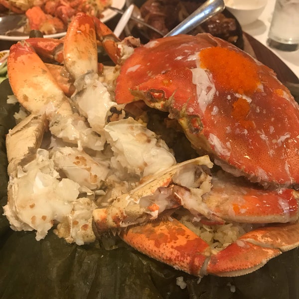 1/28/2017 tarihinde Jessica H.ziyaretçi tarafından Confucius Seafood Restaurant'de çekilen fotoğraf