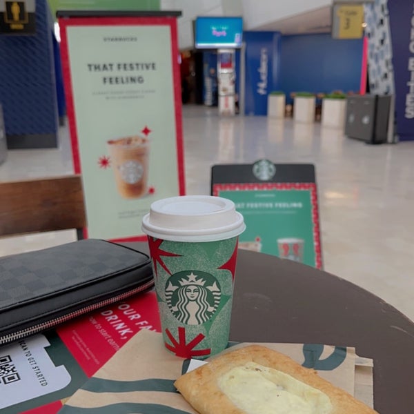 Starbucks Terminal 1