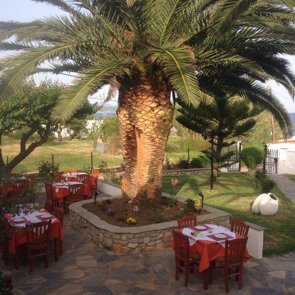 Rose Garden restaurant bar Greek Restaurant in Achladies, Thessaly