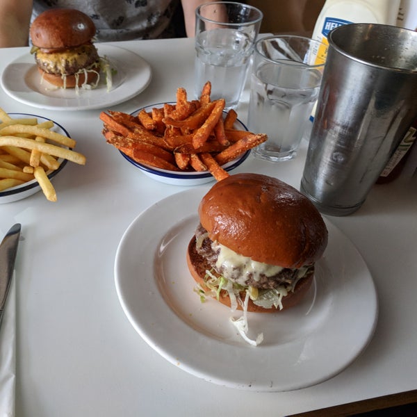 Go for a brioche bun, not the potato bun (New Yorker) unless you're avoiding gluten. Fries are tasty and shakes are big and thick.