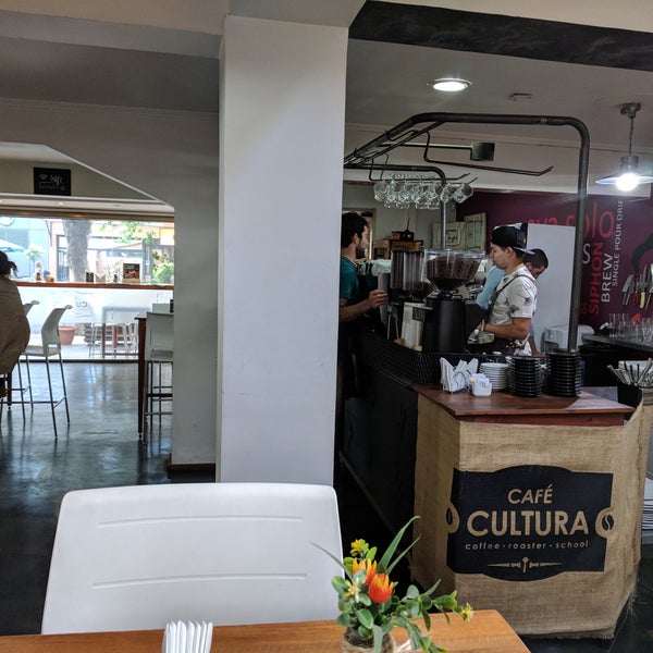 11/3/2017 tarihinde Daren W.ziyaretçi tarafından Café Cultura'de çekilen fotoğraf