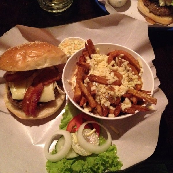 Best burgers and Poutine in the whole of Thailand! Anyone craving Poutine needs to get themselves here!