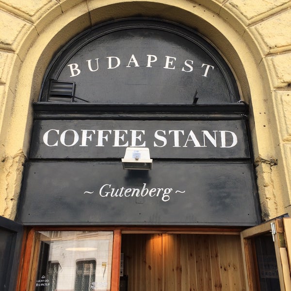 Photo taken at Coffee Stand Gutenberg by Ákos V. on 5/6/2018