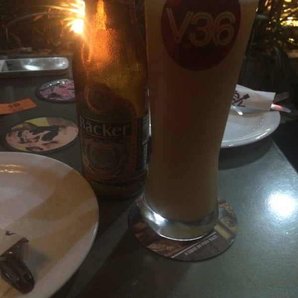 Essa cerveja Backer é tudo de bom!!! Adorei o bar!!!! Música agradável, atendimento impecável...