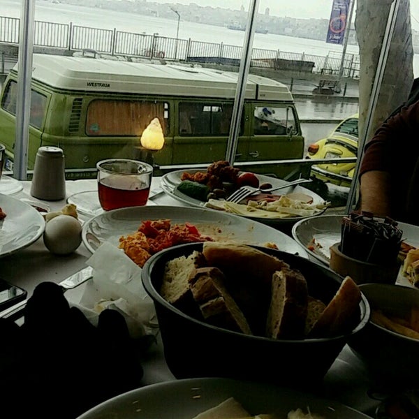 Foto tomada en Sultanım Cafe &amp; Restaurant  por Figen C. el 2/12/2017